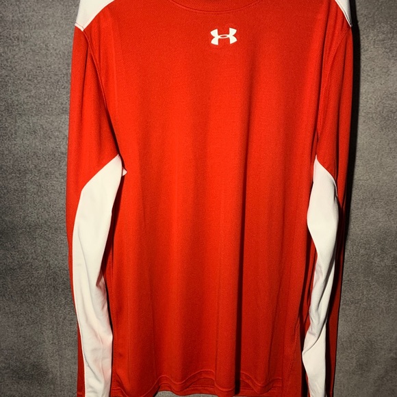 Under Armour‎ Men's Red and White Long Sleeve Tee - Picture 2 of 6
